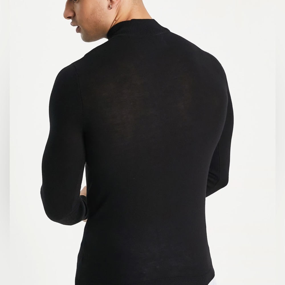 Classic Black Crewneck Sweater with Long Sleeves